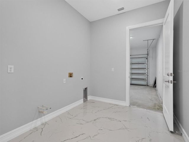 2302 ALLEN DRIVE, Plant City, FL 33563
