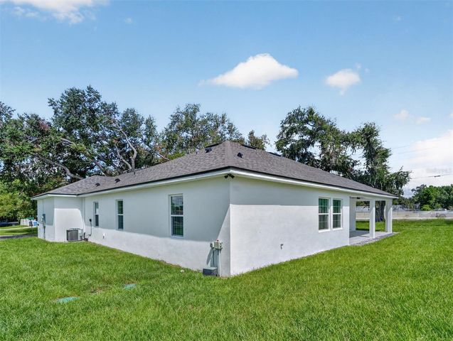 2302 ALLEN DRIVE, Plant City, FL 33563
