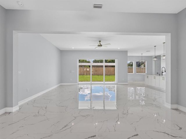 2302 ALLEN DRIVE, Plant City, FL 33563