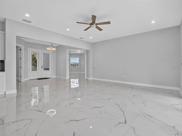 2302 ALLEN DRIVE, Plant City, FL 33563