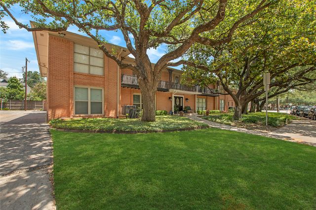 6359 Bandera Avenue 2D, Dallas, TX 75225