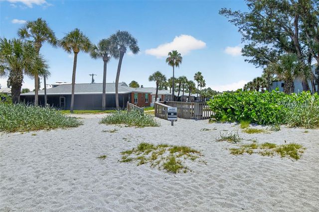 908 VILLAS DRIVE 10, Venice, FL 34285