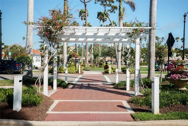 908 VILLAS DRIVE 10, Venice, FL 34285