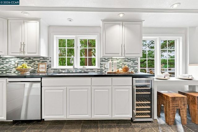 285 Camino Pablo, Orinda, CA 94563