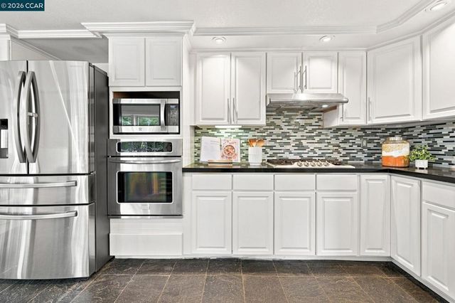 285 Camino Pablo, Orinda, CA 94563