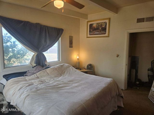 9301 E Faith Avenue, Hereford, AZ 85615