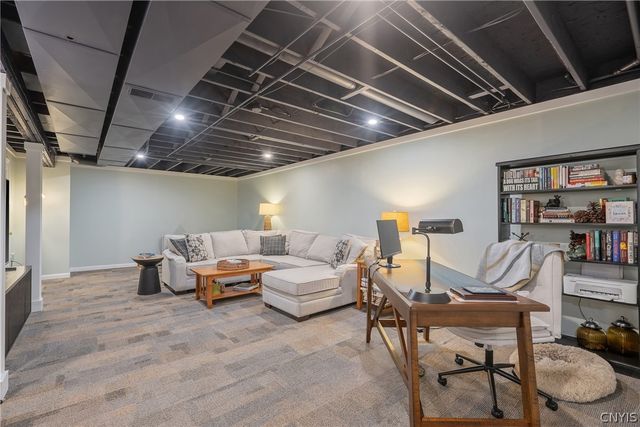 3677 Black Brant Drive, Clay, NY 13090