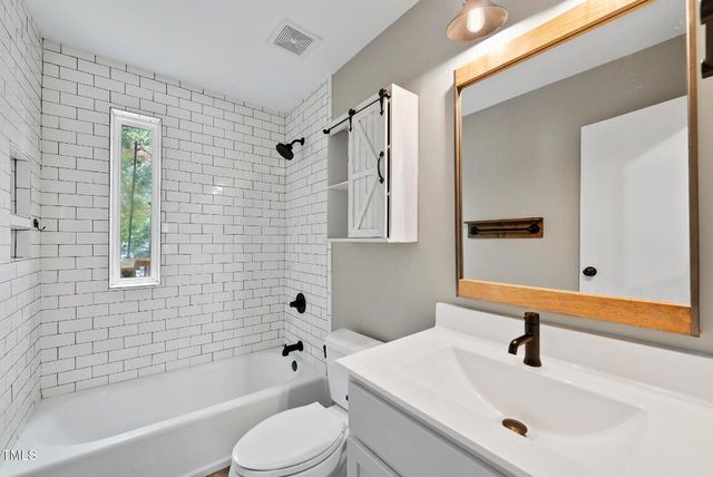 975 St Marys Street, Raleigh, NC 27605