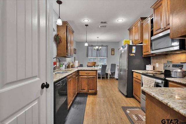 15190 Southport dr, Tyler, TX 75703