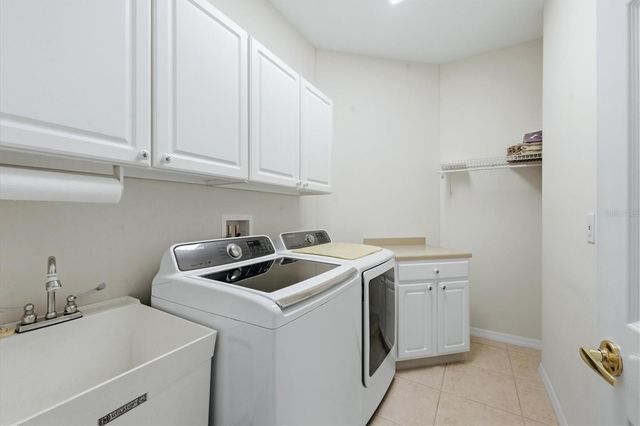 4811 BLUE HERON CIRCLE, North Port, FL 34287