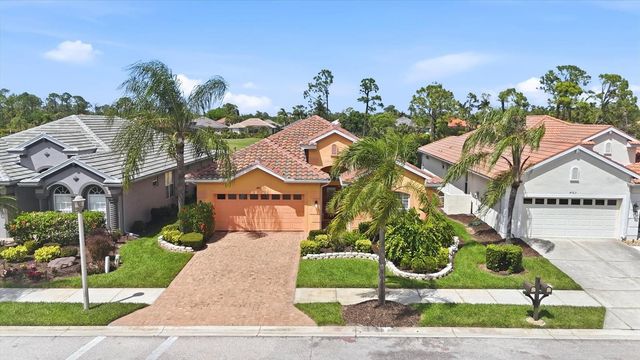4811 BLUE HERON CIRCLE, North Port, FL 34287