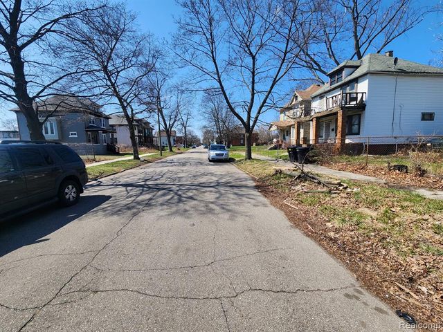 589 Leicester Court, Detroit, MI 48202