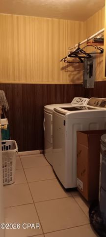 1606 Montana Avenue, Lynn Haven, FL 32444