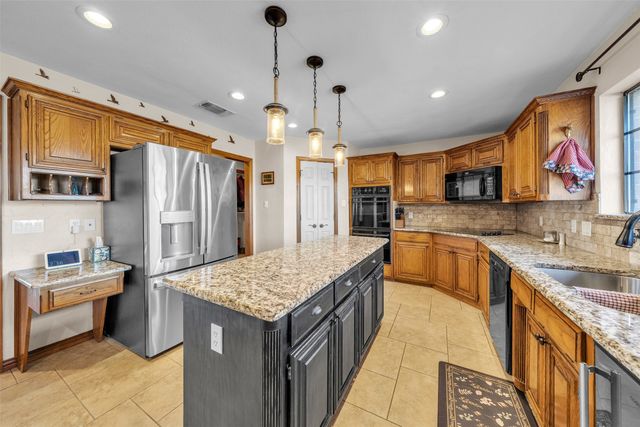 3017 Sylvan Valley Drive, Weatherford, TX 76087