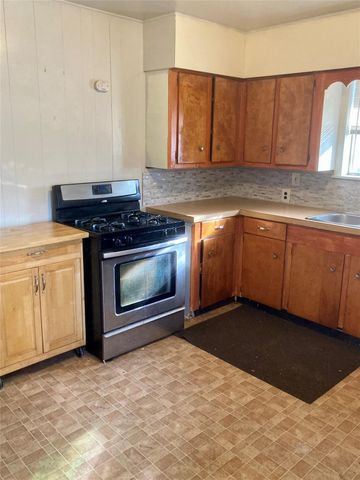 143 Moffett Springs Road A, Huntsville, TX 77320