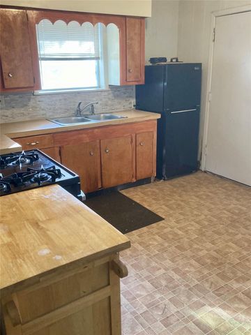 143 Moffett Springs Road A, Huntsville, TX 77320