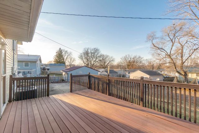 1906 Coachman Drive, Waterloo, IA 50701