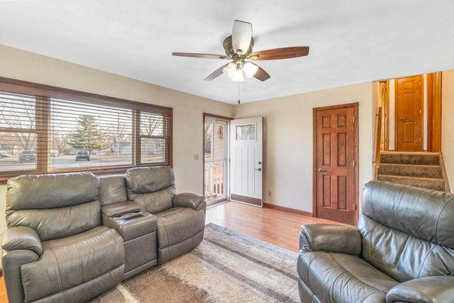 1906 Coachman Drive, Waterloo, IA 50701