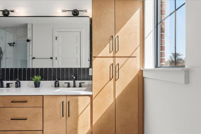 68 N PARK AVENUE, Winter Garden, FL 34787