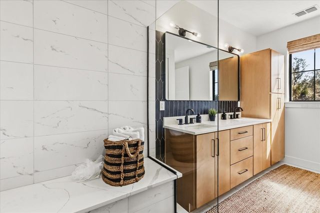 68 N PARK AVENUE, Winter Garden, FL 34787