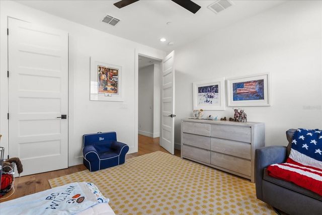 68 N PARK AVENUE, Winter Garden, FL 34787