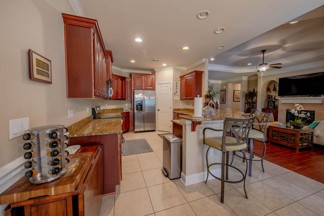 456 Windchime Way, Freeport, FL 32439