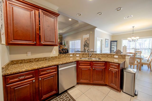 456 Windchime Way, Freeport, FL 32439