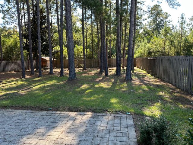 456 Windchime Way, Freeport, FL 32439
