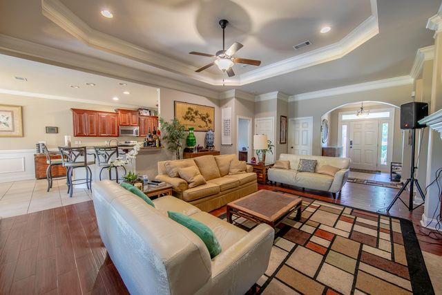 456 Windchime Way, Freeport, FL 32439