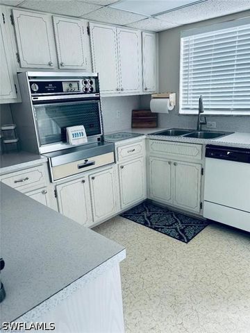 1100 8th AVE S 314B, Naples, FL 34102