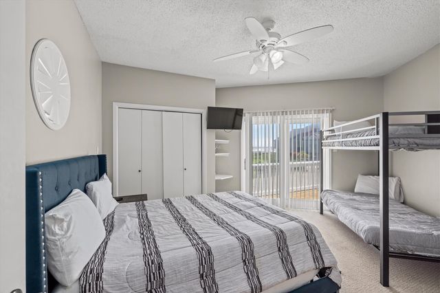 19131 Kahala Drive, Galveston, TX 77554