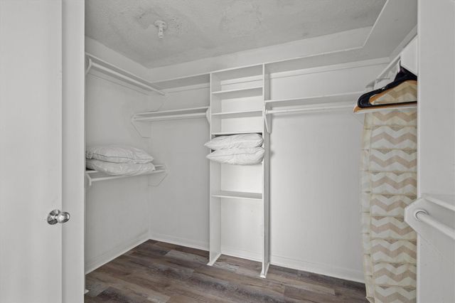 19131 Kahala Drive, Galveston, TX 77554