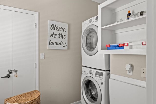 19131 Kahala Drive, Galveston, TX 77554