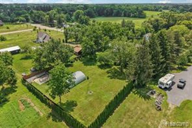 7286 Ormond Road, Davisburg, MI 48350