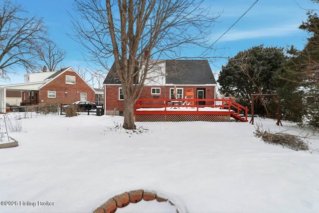 525 Fenwick Dr, New Albany, IN 47150