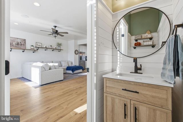 460 MARIANNA DR, Millersville, MD 21108