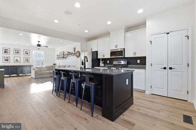 460 MARIANNA DR, Millersville, MD 21108