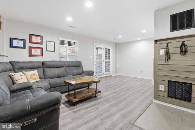 460 MARIANNA DR, Millersville, MD 21108