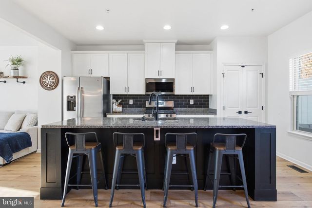 460 MARIANNA DR, Millersville, MD 21108