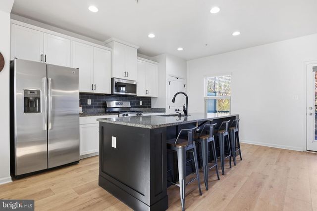 460 MARIANNA DR, Millersville, MD 21108