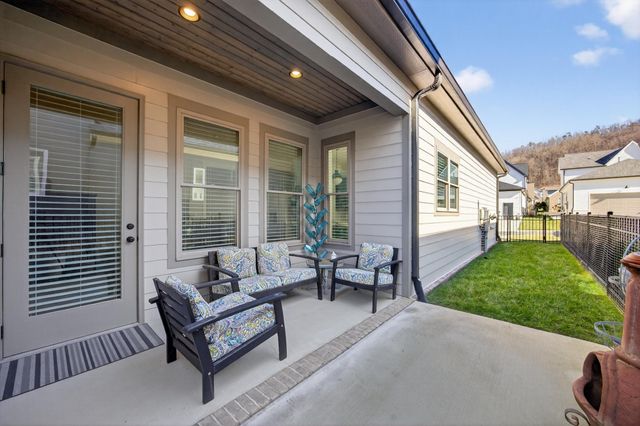 4162 Barnsley Loop, Ooltewah, TN 37363