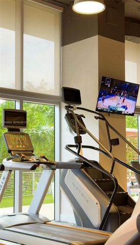 16385 Biscayne Blvd 3017-3018, North Miami Beach, FL 33160