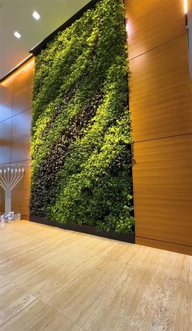 16385 Biscayne Blvd 3017-3018, North Miami Beach, FL 33160