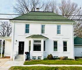 611 Niles Street, La Porte, IN 46350