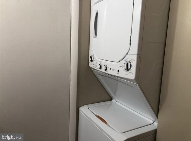 403 WINDING WAY, Westville, NJ 08093