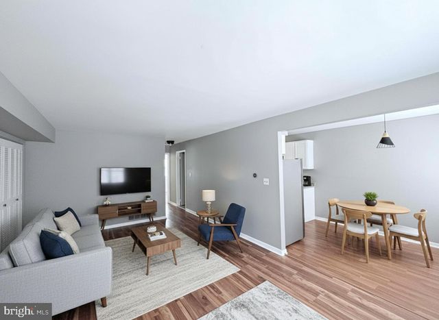 403 WINDING WAY, Westville, NJ 08093