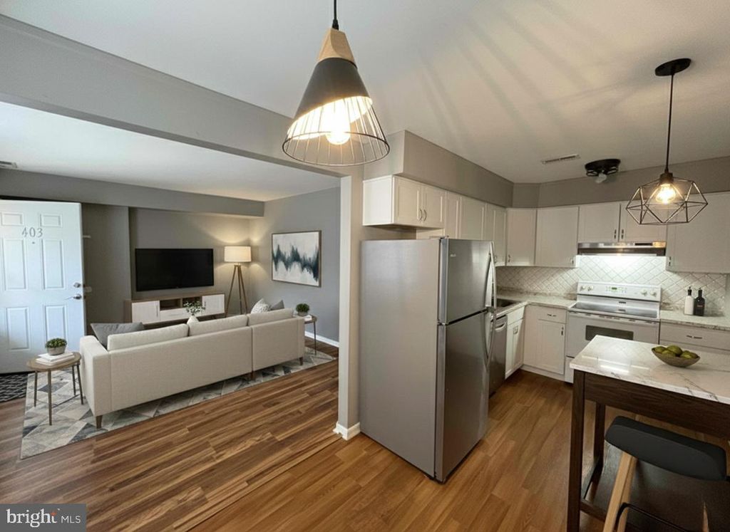 403 WINDING WAY, Westville, NJ 08093