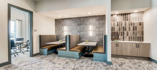 1000 Grandys Lane 2111, Lewisville, TX 75077