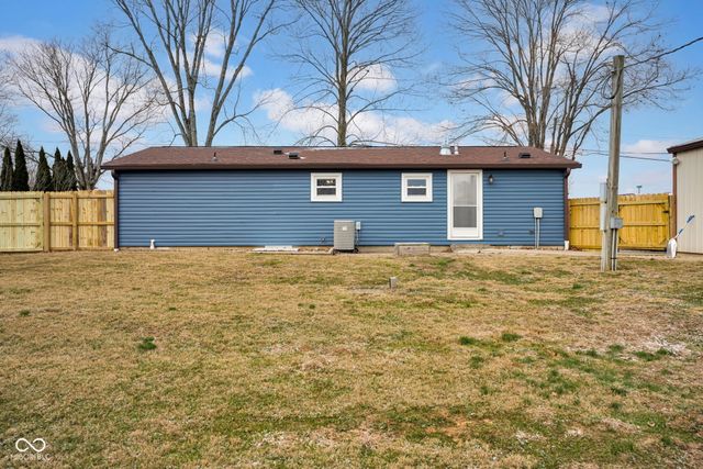 5583 S Ison Road, Bloomington, IN 47403
