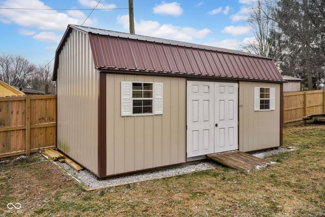 5583 S Ison Road, Bloomington, IN 47403